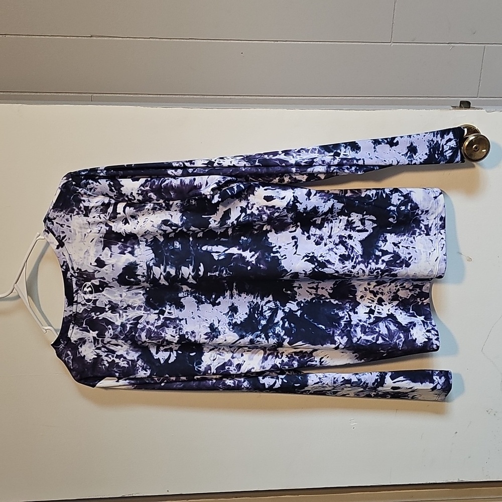 Under Armour Purple And White - Picture 3 of 5